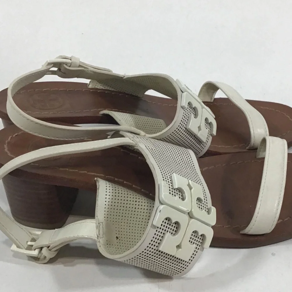 Women's Tory Burch Cream Leather Sandals Size 6.5M